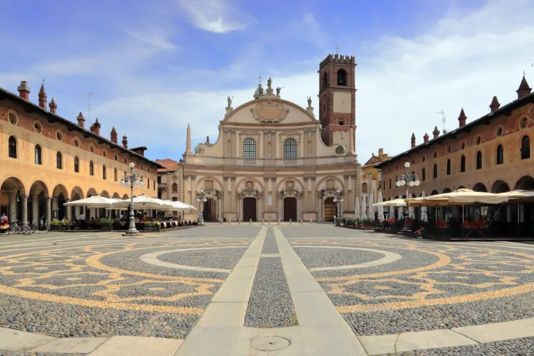 Vigevano e la sua Piazza Ducale – foto 2
